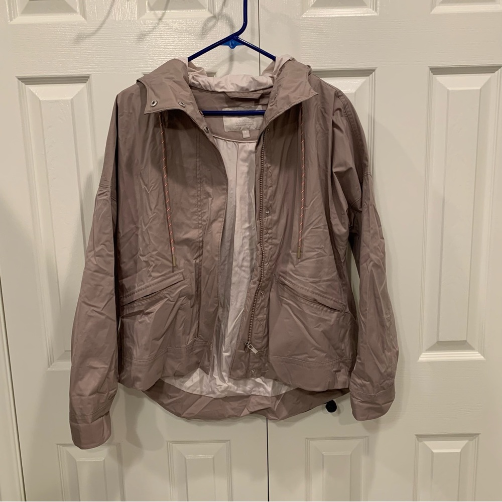 Athleta Storm Lover Rain Jacket Windbreaker- Mauve Size Small